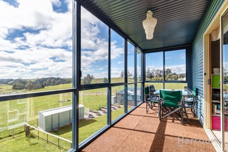 Photo - 1022 Sheffield Road, Lower Barrington TAS 7306 - Image 2