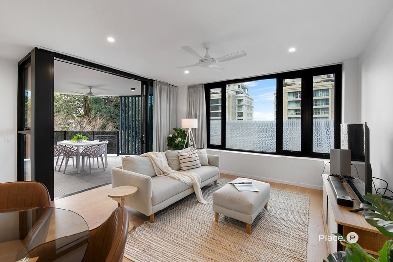 Photo - 102/20 Castlebar Street, Kangaroo Point QLD 4169 - Image 6