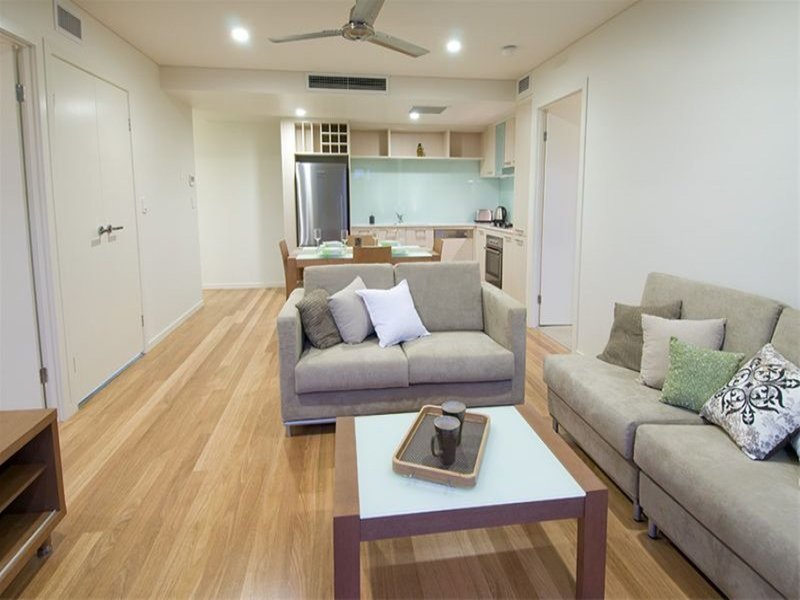 Photo - 10/221 Sir Fred Schonell Drive, St Lucia QLD 4067 - Image 9