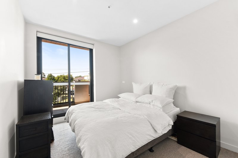 Photo - 102/23 Bent Street, Bentleigh VIC 3204 - Image 5