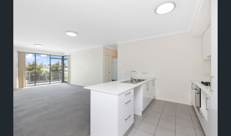 Photo - 102/25 Malata Crescent, Success WA 6164 - Image 7
