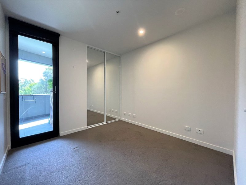 Photo - 102/26-38 Merri Parade, Northcote VIC 3070 - Image 6