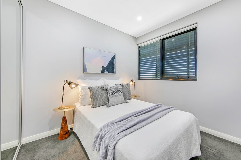 Photo - 102/28-32 Smallwood Ave , Homebush NSW 2140 - Image 4