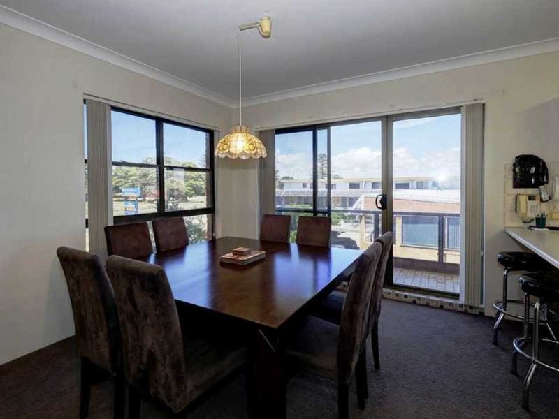 Photo - 10/23-25 Lake Street 'Curranulla' , Forster NSW 2428 - Image 12