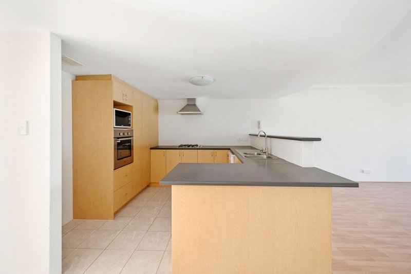 Photo - 10/23-25 Mason Street, Cannington WA 6107 - Image 8