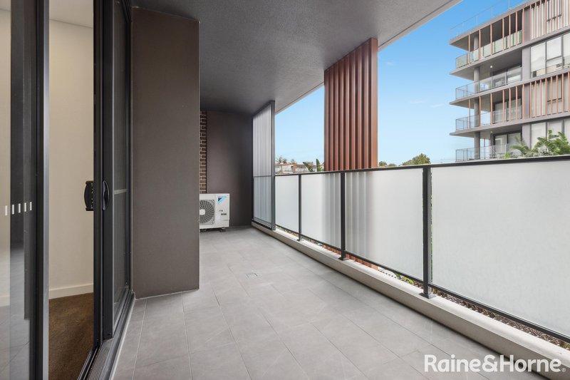 Photo - 102/3 Garrigarrang Avenue, Kogarah NSW 2217 - Image 5