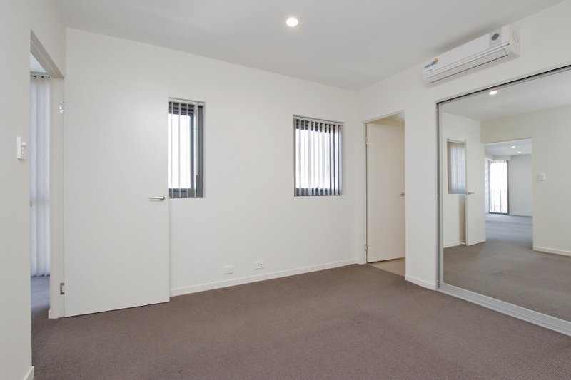 Photo - 102/3 Homelea Court, Rivervale WA 6103 - Image 7