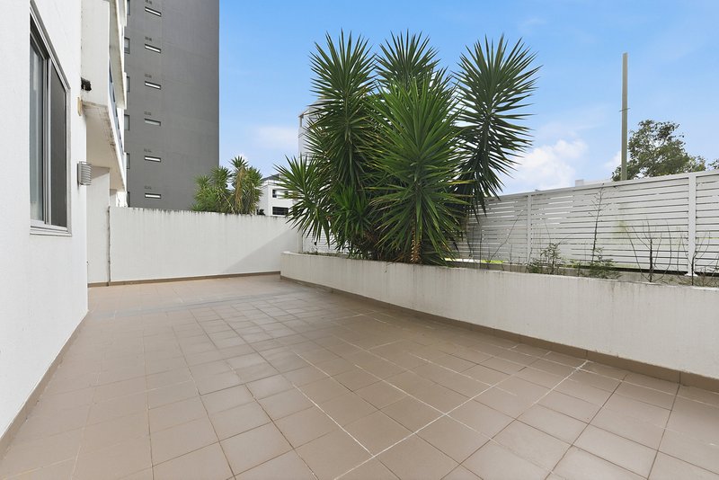 Photo - 102/3 Weston Street, Rosehill NSW 2142 - Image 1