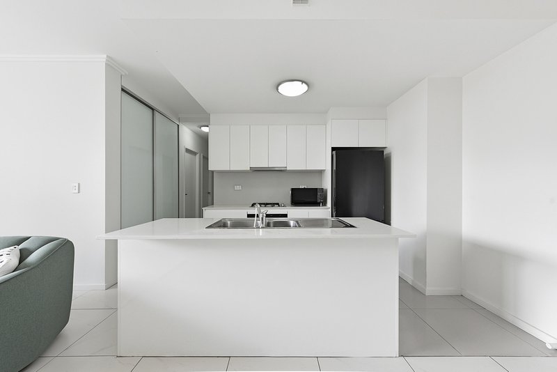 Photo - 102/3 Weston Street, Rosehill NSW 2142 - Image 5