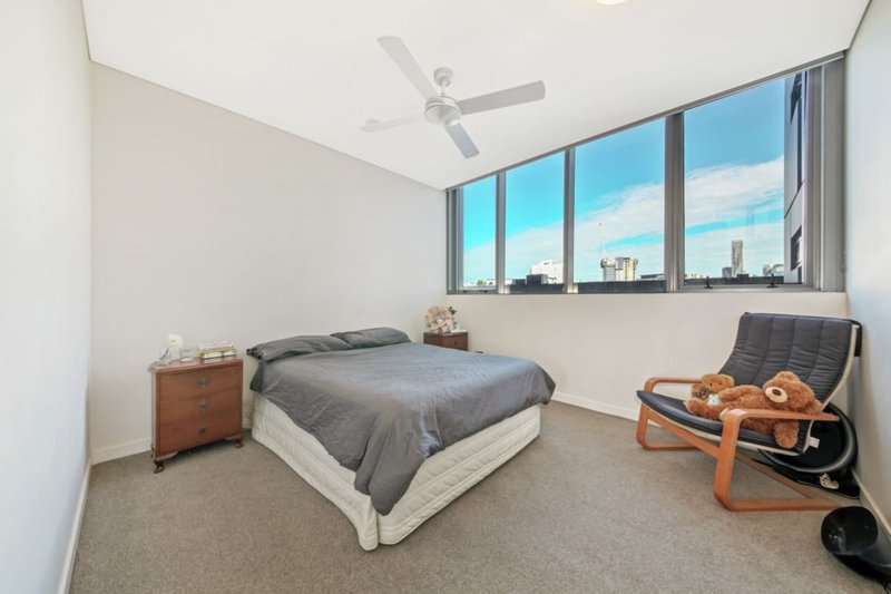 Photo - 1023/16 Hamilton Place, Bowen Hills QLD 4006 - Image 10