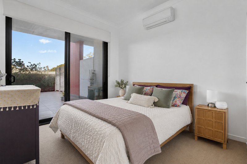 Photo - 102/33 Nundah Street, Nundah QLD 4012 - Image 4