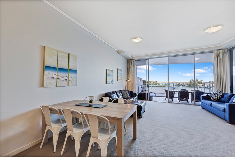 Photo - 102/36-38 Duporth Avenue, Maroochydore QLD 4558 - Image 6