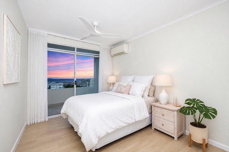 Photo - 10/23A Cleveland Terrace, North Ward QLD 4810 - Image 2