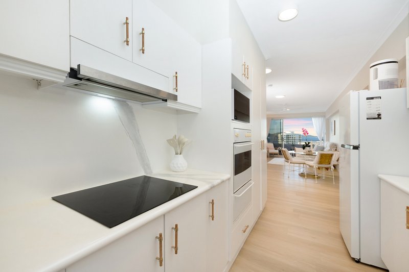 Photo - 10/23A Cleveland Terrace, North Ward QLD 4810 - Image 14