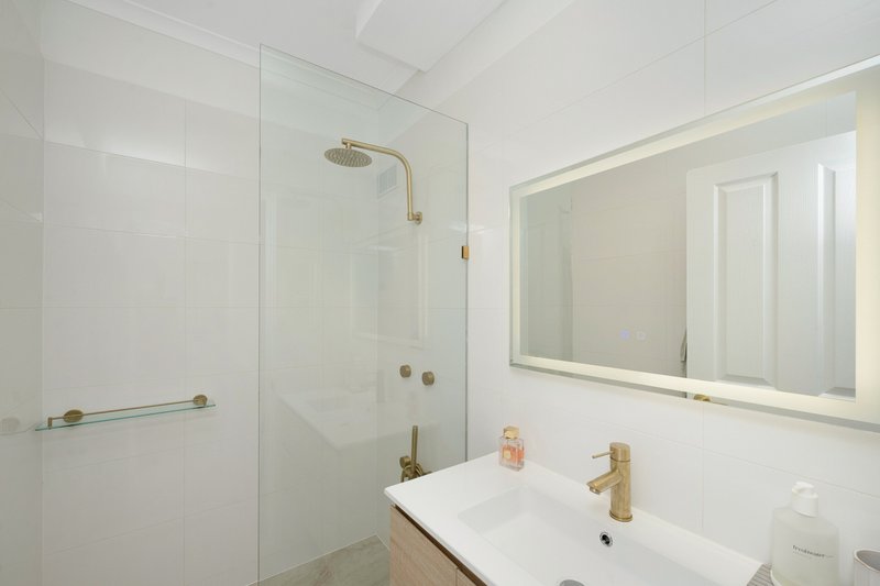 Photo - 10/23A Cleveland Terrace, North Ward QLD 4810 - Image 17