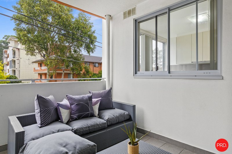 Photo - 102/4-6 Kensington Street, Kogarah NSW 2217 - Image 3