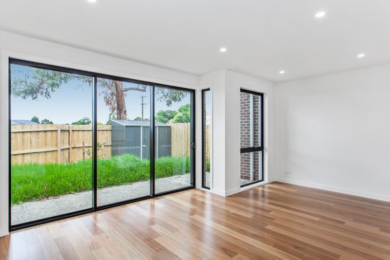 Photo - 10/24 Carlisle Road, Ferntree Gully VIC 3156 - Image 3