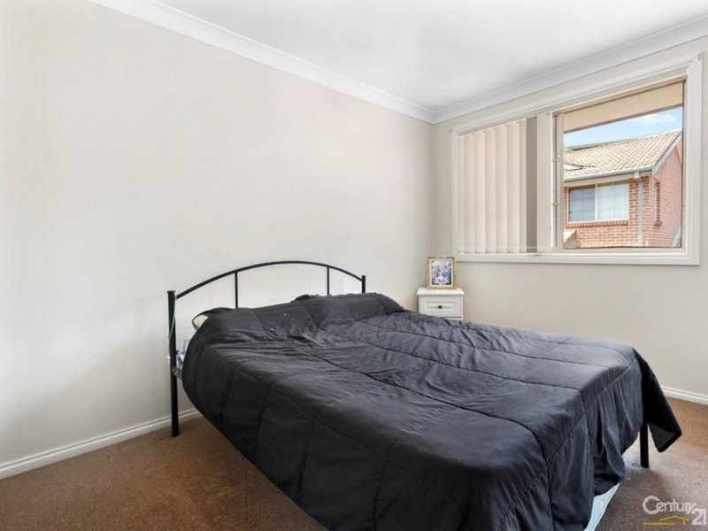 Photo - 10/24 Gunsynd Ave , Casula NSW 2170 - Image 6