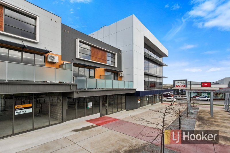 Photo - 102/4 Pacific Promenade, Pakenham VIC 3810 - Image 2