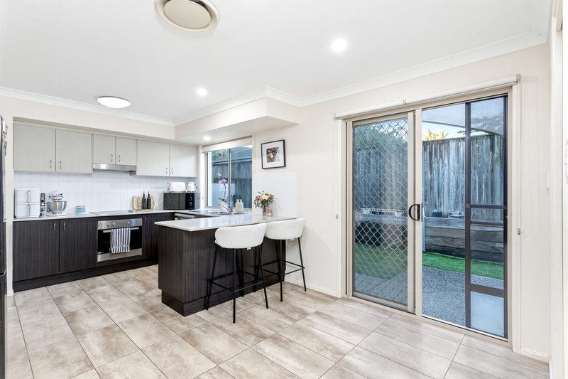 Photo - 10/24 Tallis Street, Wakerley QLD 4154 - Image 2