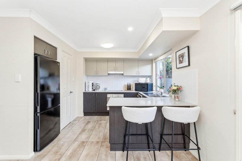 Photo - 10/24 Tallis Street, Wakerley QLD 4154 - Image 3