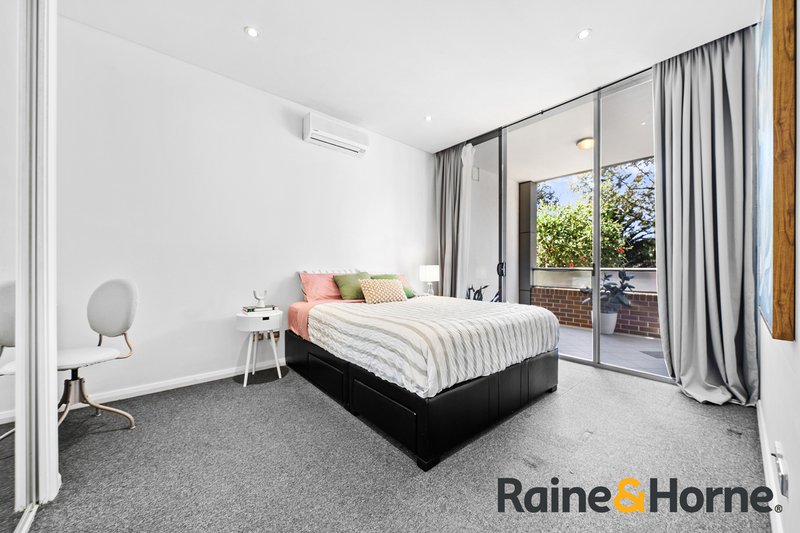 Photo - 10/24 Walker Street, Rhodes NSW 2138 - Image 4