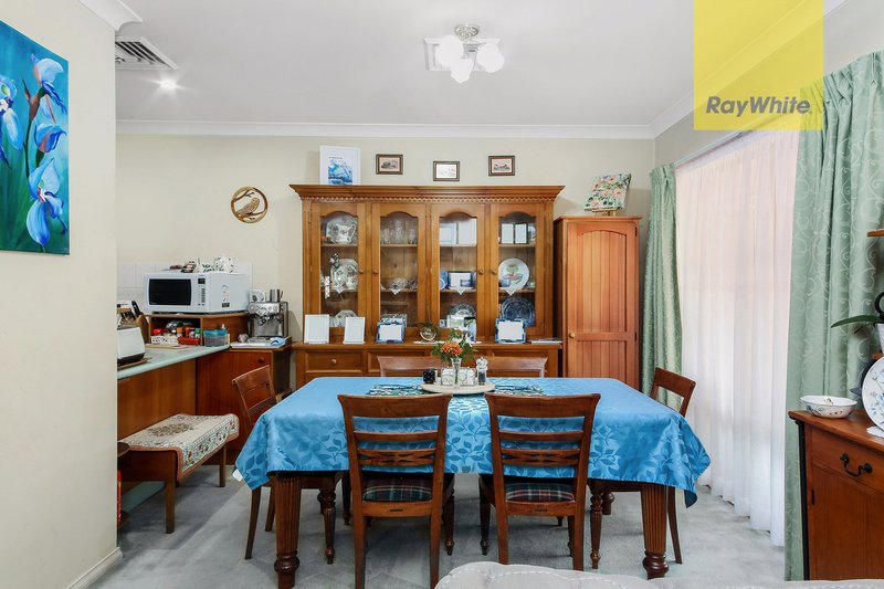 Photo - 102/40 Strathalbyn Drive, Oatlands NSW 2117 - Image 3