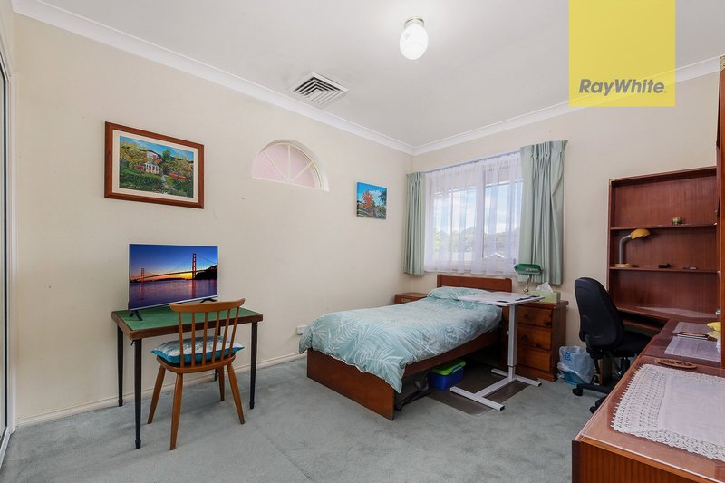 Photo - 102/40 Strathalbyn Drive, Oatlands NSW 2117 - Image 6