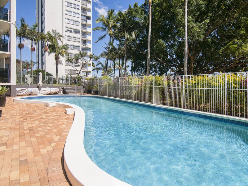 Photo - 102/40 Watson Esplanade, Surfers Paradise QLD 4217 - Image 10