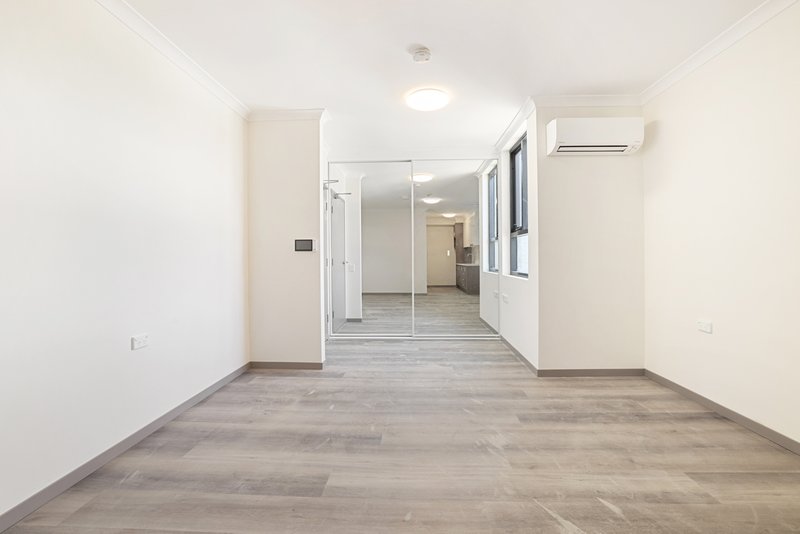 Photo - 10/242 Warringah Road, Beacon Hill NSW 2100 - Image 2