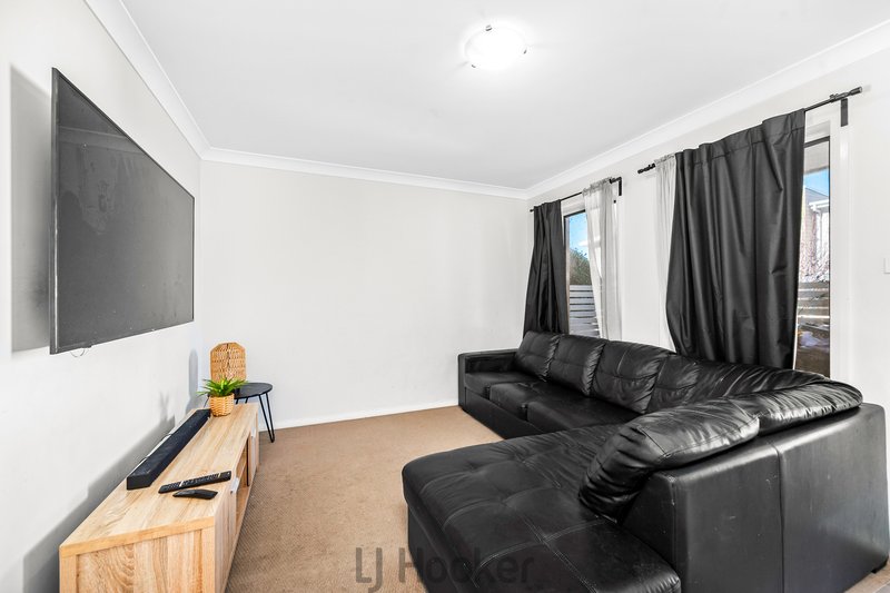 Photo - 10/247 Warners Bay Road, Mount Hutton NSW 2290 - Image 3