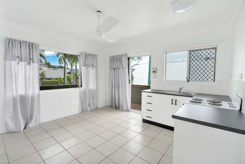 Photo - 10/248 Sheridan Street, Cairns North QLD 4870 - Image 3