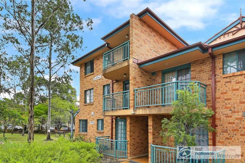 10/249-251 Dunmore Street, Pendle Hill NSW 2145