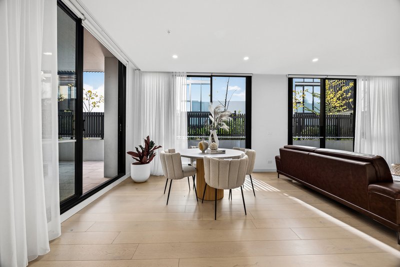Photo - 102/49 Davison Street, Richmond VIC 3121 - Image 3