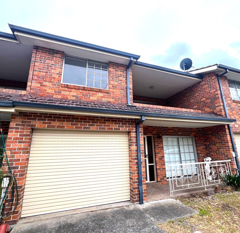 Photo - 10/25 Bass Road, Earlwood NSW 2206 - Image 1