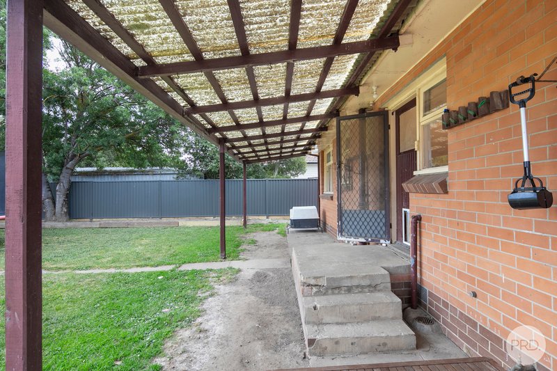 Photo - 1025 Norman Street, Wendouree VIC 3355 - Image 12