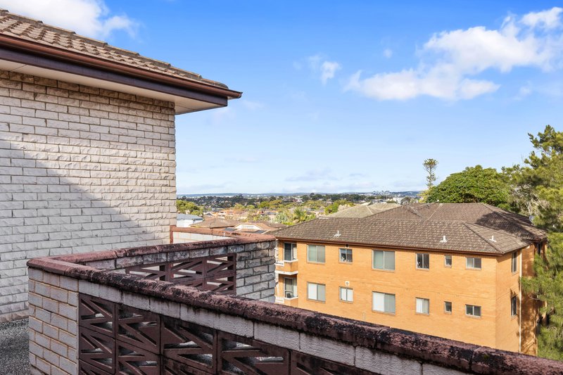 Photo - 10/25 Woids Avenue, Hurstville NSW 2220 - Image 2