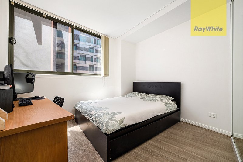 Photo - 102/6-10 Charles Street, Parramatta NSW 2150 - Image 9