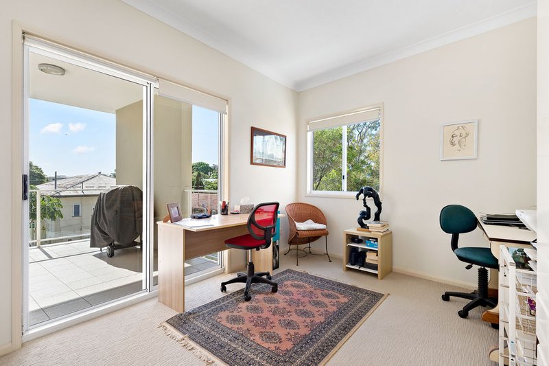 Photo - 10/26-30 Sydney Street, Redcliffe QLD 4020 - Image 11