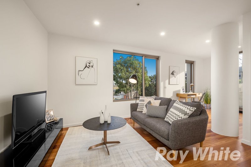 102/6-8 Wellington Road, Box Hill VIC 3128