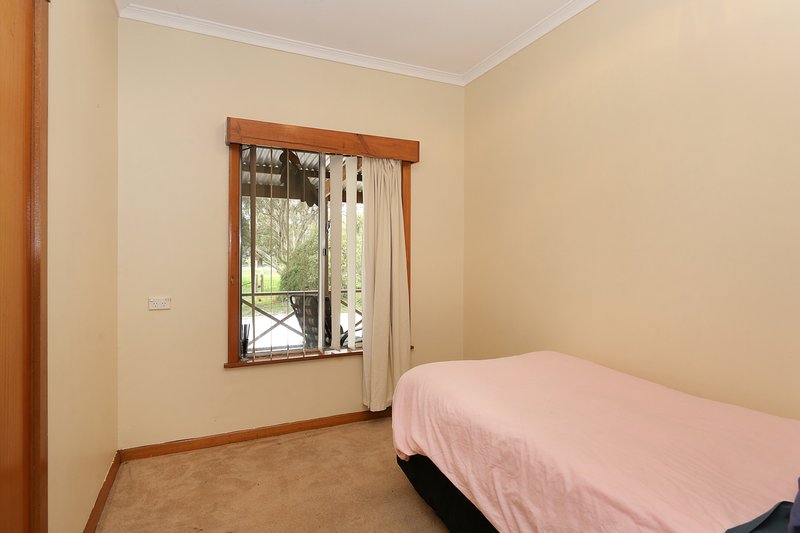 Photo - 1026 Hamilton Highway, Derrinallum VIC 3325 - Image 10