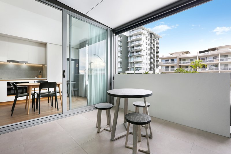 Photo - 102/67-71 Sixth Avenue, Maroochydore QLD 4558 - Image 4