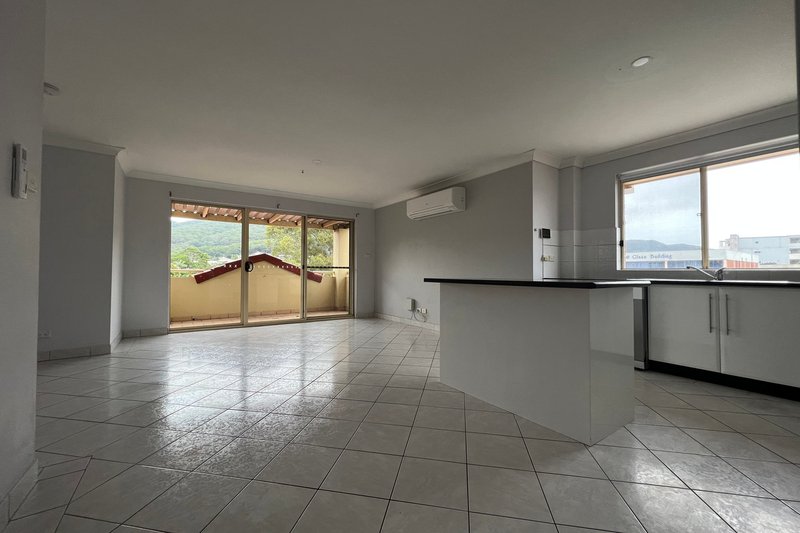 Photo - 10/267 Princes Highway, Corrimal NSW 2518 - Image 4