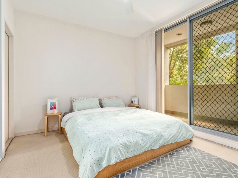 Photo - 102/68 Eton Street, Sutherland NSW 2232 - Image 4