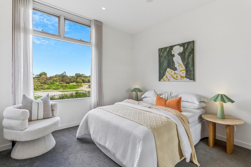 Photo - 102/69 Troubridge Drive, West Lakes SA 5021 - Image 9