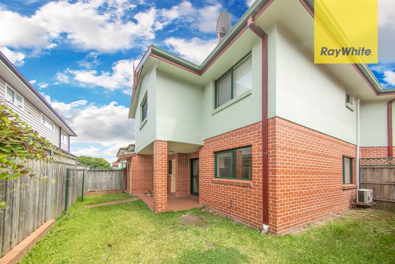 Photo - 10/27-29 Brabyn Street, North Parramatta NSW 2151 - Image 9