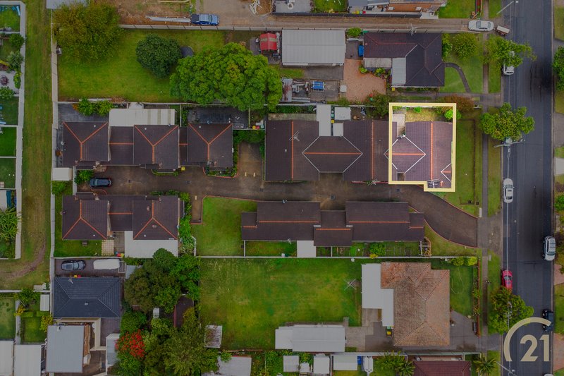 Photo - 10/27-29 Eton Street, Smithfield NSW 2164 - Image 11