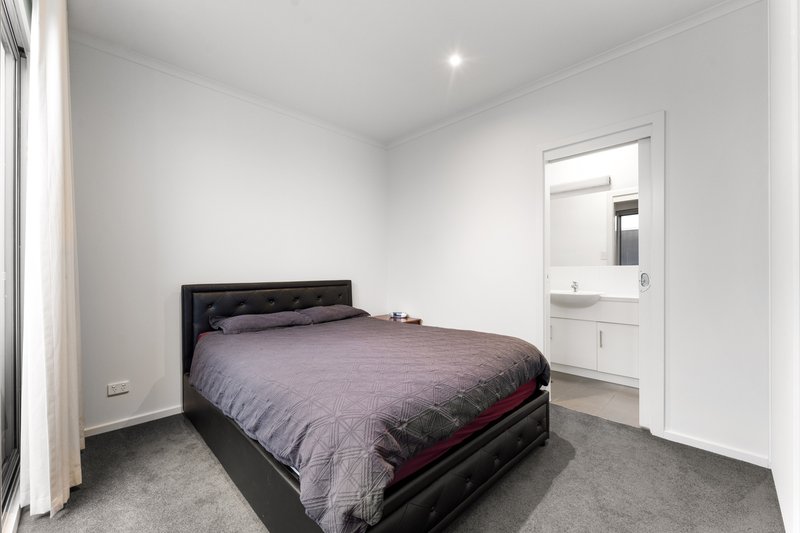 Photo - 10/27-29 Metro Parade, Mawson Lakes SA 5095 - Image 2