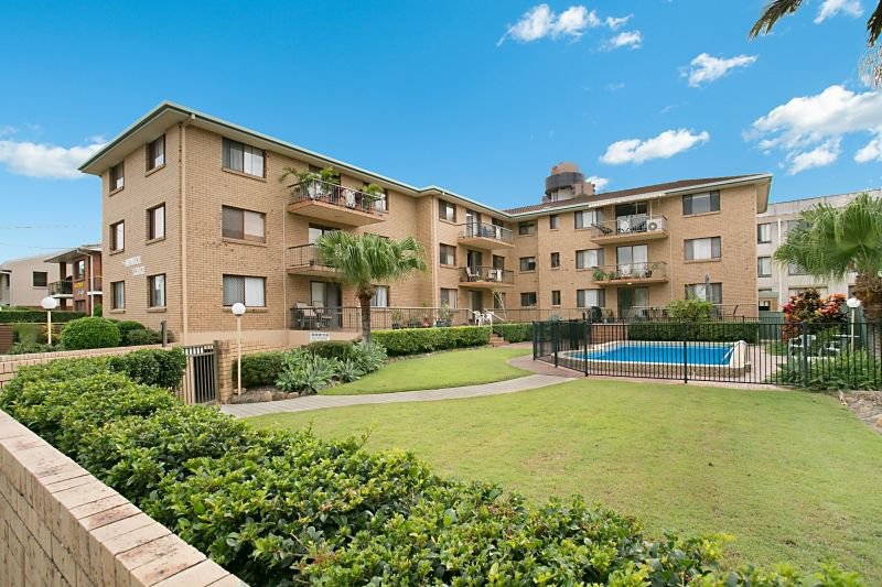 Photo - 10/27 Armrick Avenue, Broadbeach QLD 4218 - Image 17