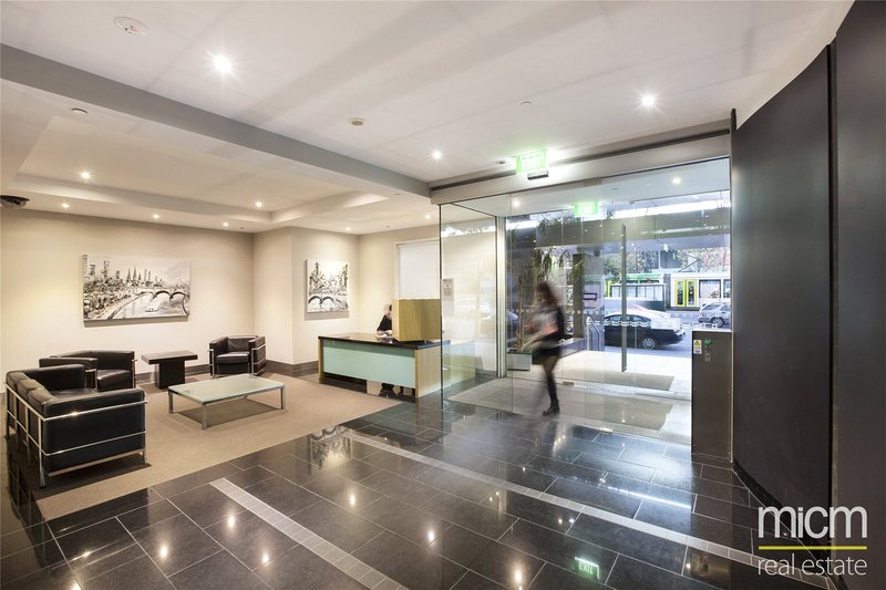 Photo - 102/79 Whiteman Street, Southbank VIC 3006 - Image 3